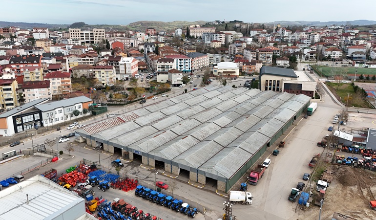 Kandıra’da Kapalı Pazara el atıldı