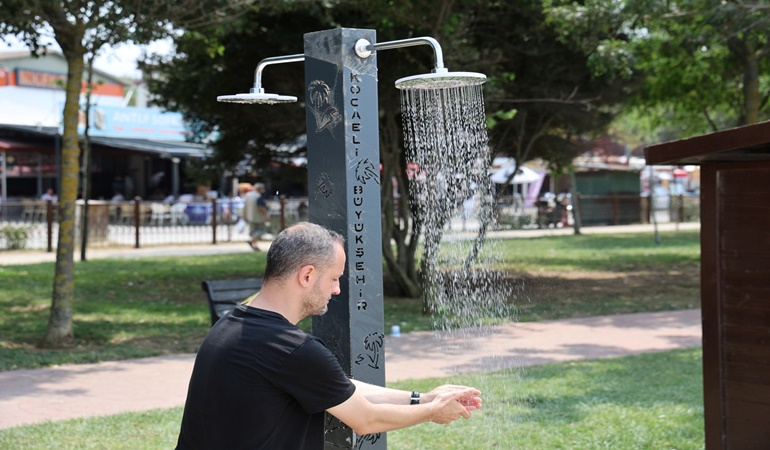Kandıra sahillerinde duş sistemi değişti!