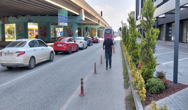 Kandıra Sapağı’nda yayaları tehlikeye atan düzenleme