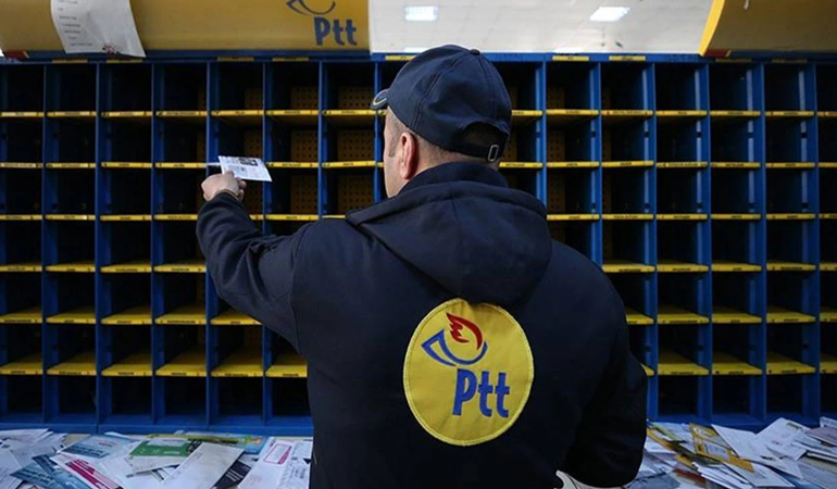 Kar eden kuruluş olan PTT'yi de batırdılar!