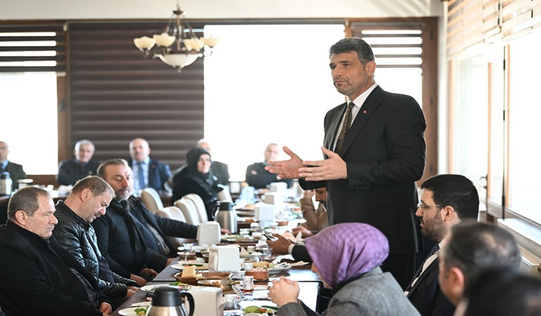 Kartepe’de Başkan Kocaman Meclis üyesi adaylarıyla bir araya geldi