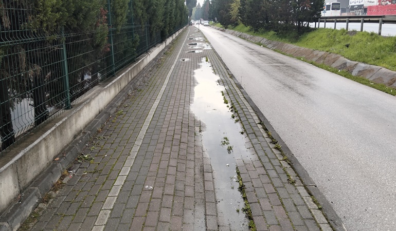 Kartepe’de yayalar güvende değil