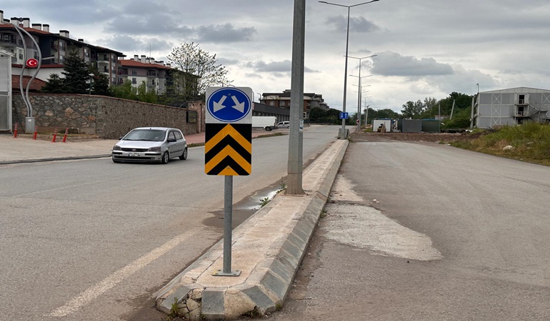 Kartepe’deki bu yolda tedbir alın!