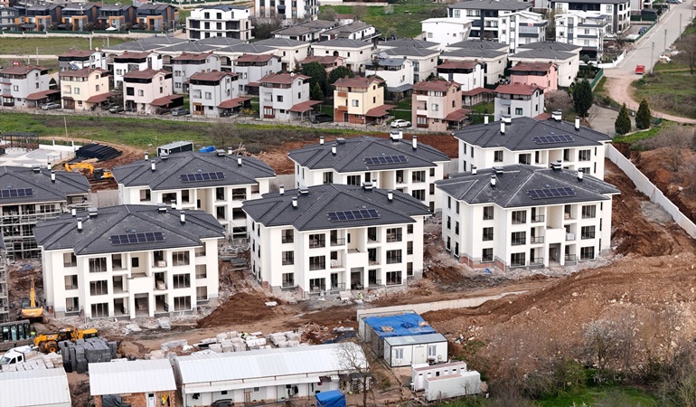 Kartepe Kent Konut Evleri’nde kaba inşaat tamamlandı
