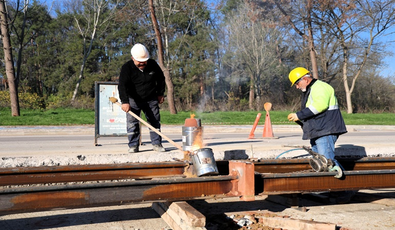 Kartepe Tramvay Hattı’nda ilk kaynak 