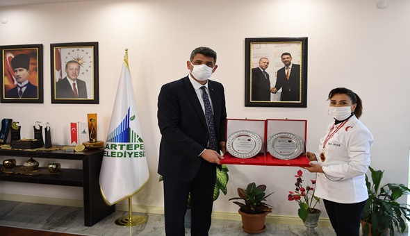 Kartepe’ye iki birincilik geldi