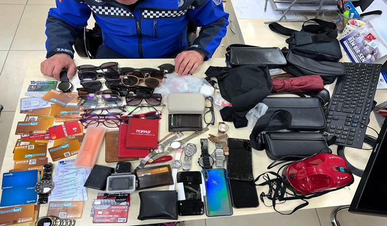 Kaybettiğiniz eşyalar burada olabilir!