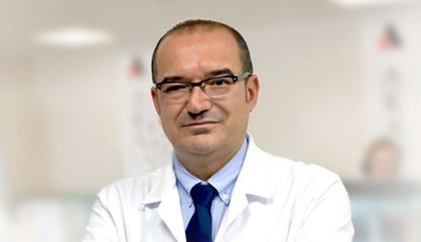 Kayıp doktor karla kaplı tepede aranıyor