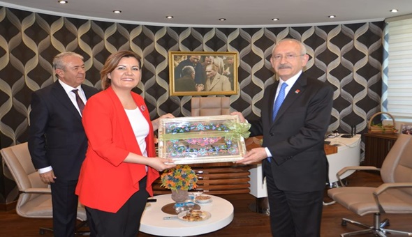 Kemal Kılıçdaroğlu, Başkan Hürriyet'i ziyaret etti