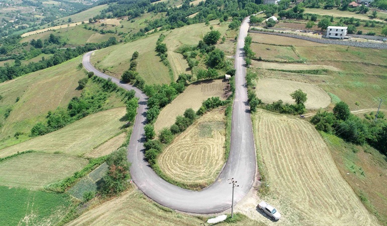 Kent merkezi gibi köy yolları