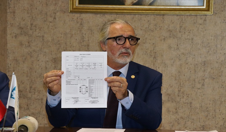 Keşke AKP’liler de iftira peşinde değil, halkımız gibi hizmet peşinde olsaydı