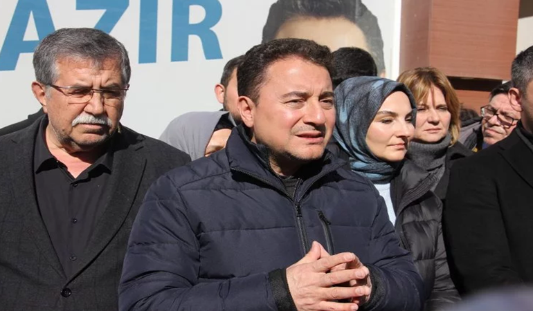 Kimse kimseye milletin parasıyla caka satmasın