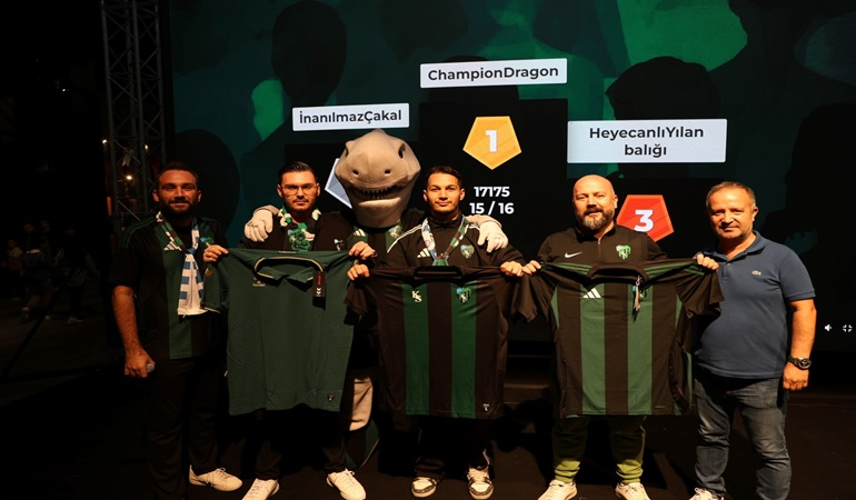 Kitap Fuarı’nda Kocaelispor forması kazandıran yarışma