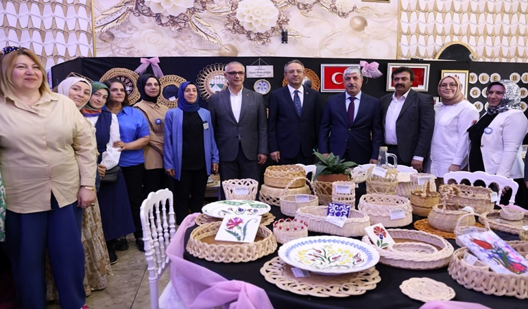 KO-MEK Dilovası ilçe sergisine yoğun katılım 