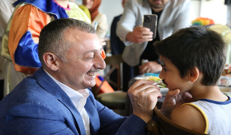 KO-MEK vefası bayram sevincini erken yaşattı