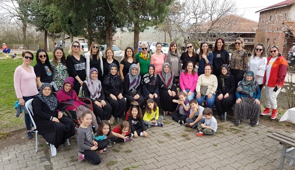 Kocaeli Anneleri Derneği Kandıralı Emekçi Kadınlarla