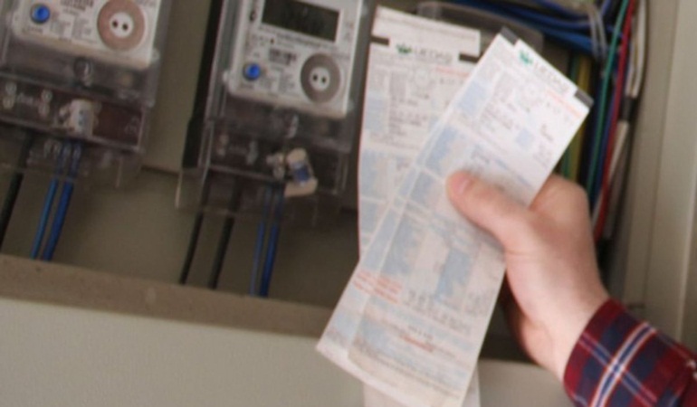 Kocaeli’de 130 bin abonenin elektrik ve doğalgazı kesildi