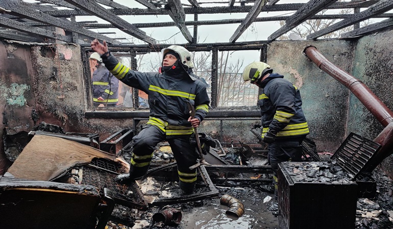 Kocaeli’de afetlerden etkilenen vatandaşlara 10 milyon TL destek