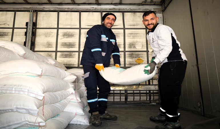 Kocaeli’de arıcılara yüzde 50 hibeli arı yemi