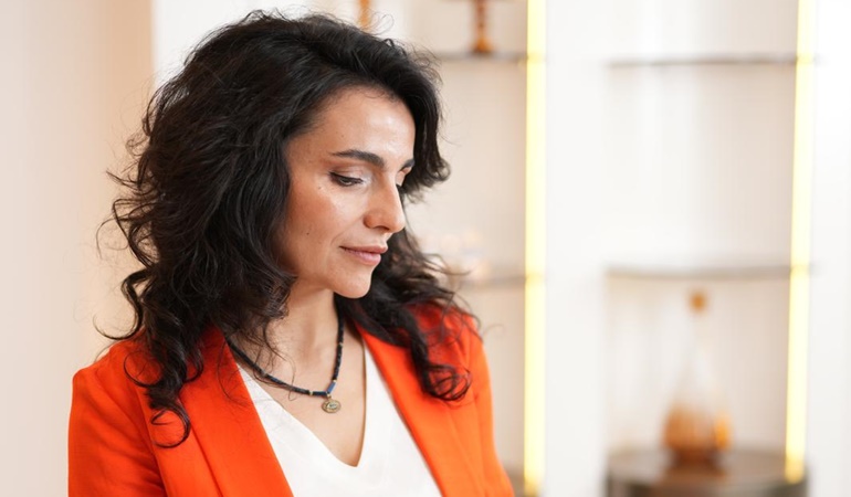 Kocaeli’de Dermatoloji Uzmanı Doç. Dr. Hatice Kaya artık kendi kliniğinde