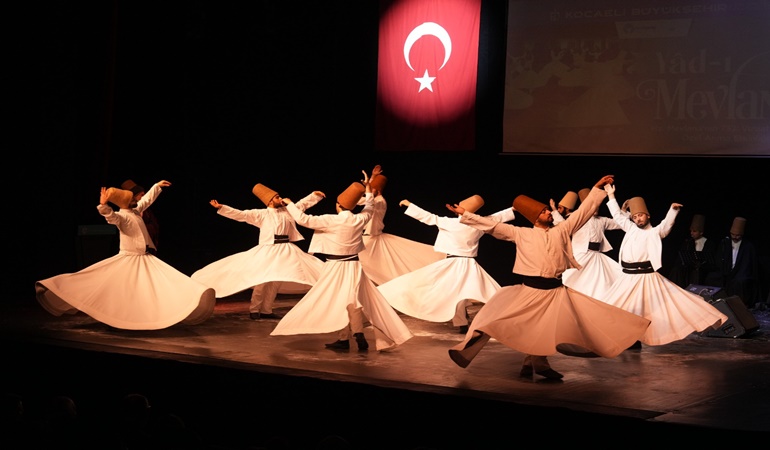 Kocaeli’de  Hz. Mevlana sema gösterisi ile yad edildi