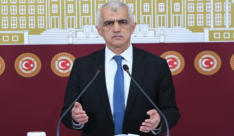 Kocaeli’de sağlık sistemi tel tel dökülüyor!