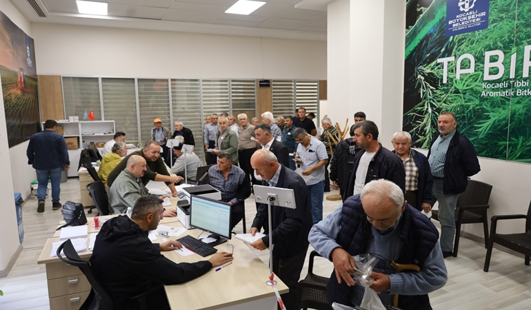 Kocaeli’de  tohum desteği mesaisi