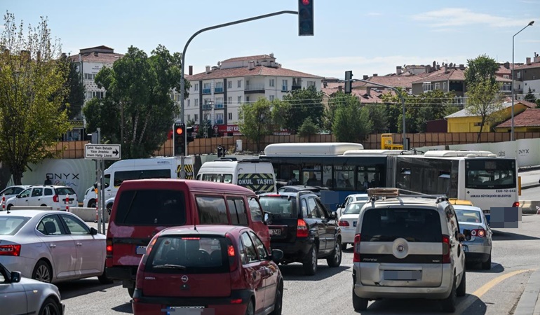 Kocaeli’de ulaşımda tam bir kaos yaşanıyor!