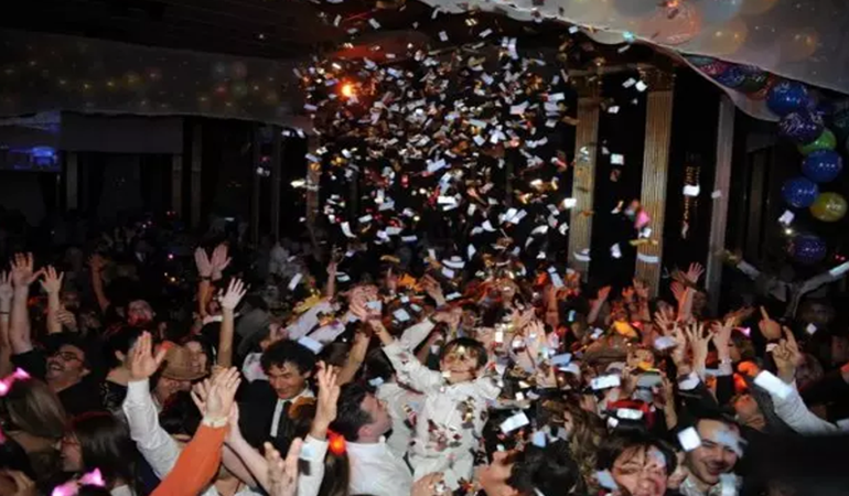 Kocaeli’de yılbaşı gecesi işletmeler 03.30’a kadar açık kalacak