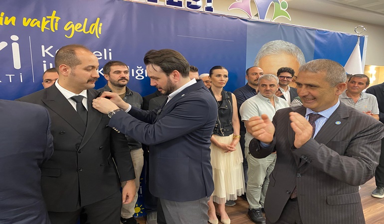 Kocaeli’de Zafer Partili iki ilçe başkanı İYİ Parti’ye katıldı