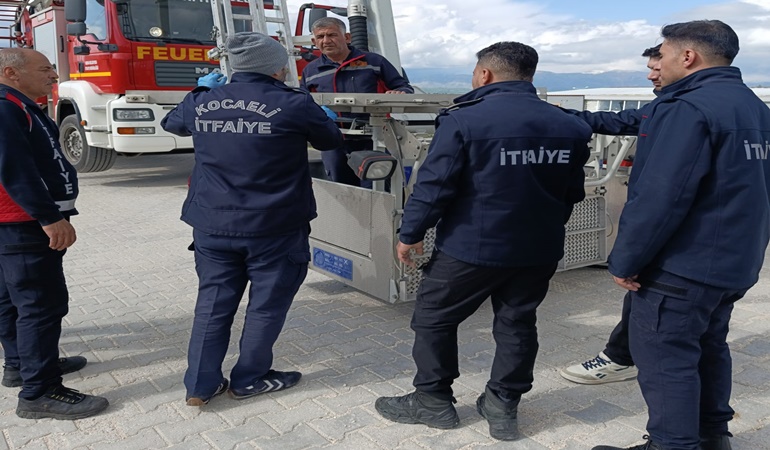 Kocaeli İtfaiyesi, Besni itfaiye ekiplerine ders verdi!