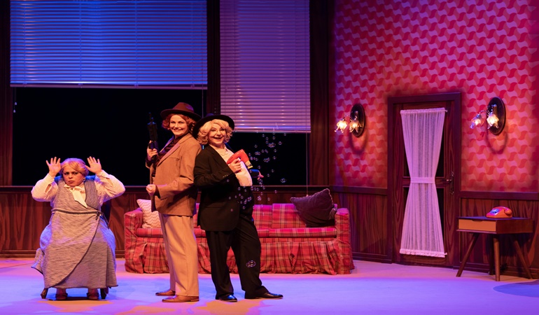 Kocaeli Şehir Tiyatroları’nın o oyunu İstanbul seyircisiyle buluşuyor