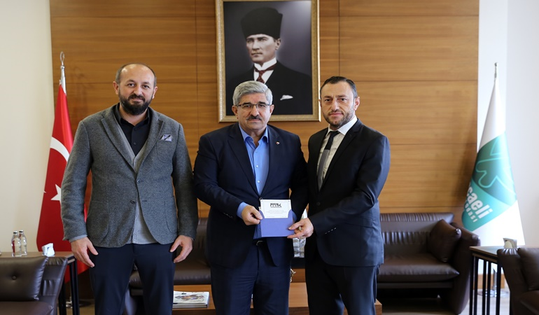 Kocaeli Ticaret Odası Başkanı Bulut’un makam odası boş kalmıyor