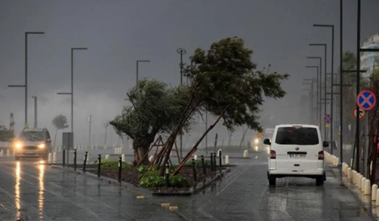 Kocaeli Valiliği’nden şiddetli fırtına uyarısı