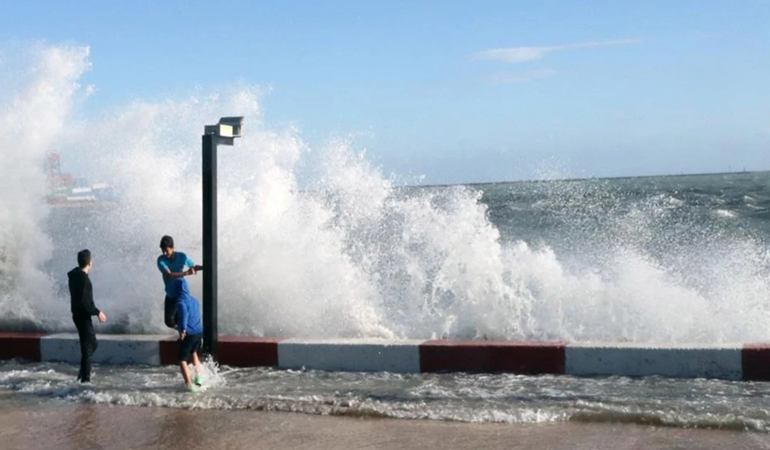 Kocaeli Valiliği uyardı: Fırtınaya dikkat!