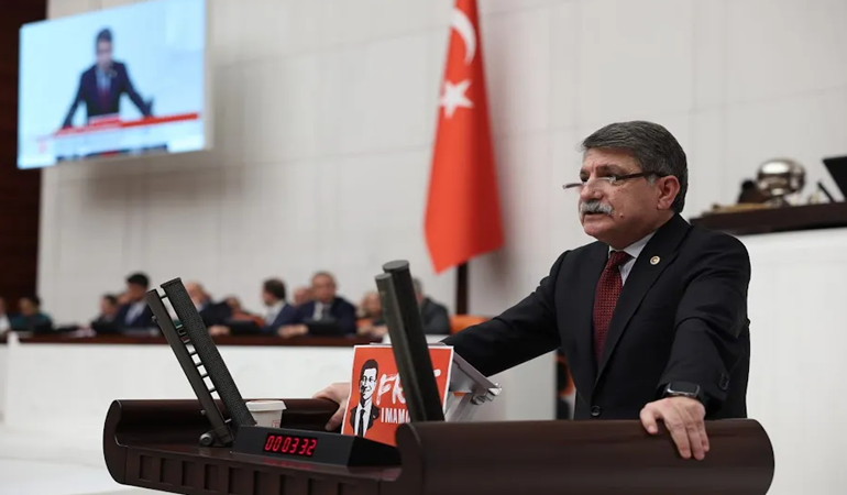 Kocaeli vekili Kanko tartışma yaratan dilekçeyi TBMM gündemine taşıdı