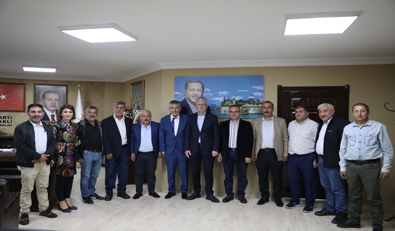 Kocaeli Yozgatlılar Federasyonu’ndan Ak Parti’ye ziyaret