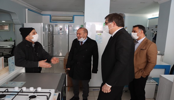 Kocaelileri dinliyorlar