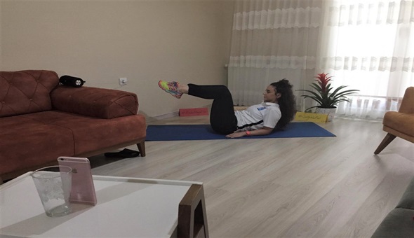 Kocaelili anneler sporu evlerinde yapıyor