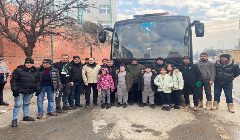 Kocaelispor’un yardımları depremzelere ulaştırıldı