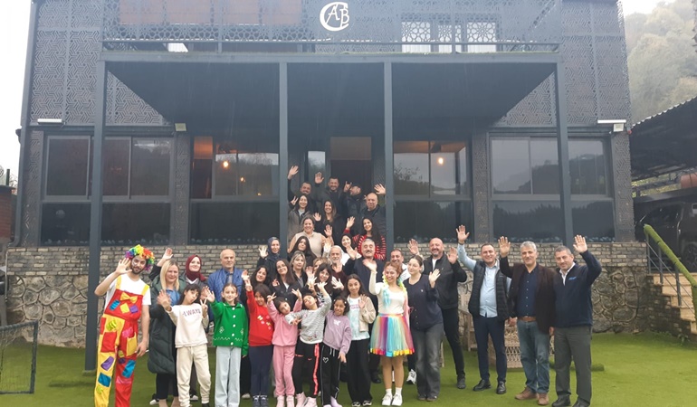 KÖGYARDER, yetim çocukları Sapanca’daki ABC Villa ve Bungalov’da ağırladı