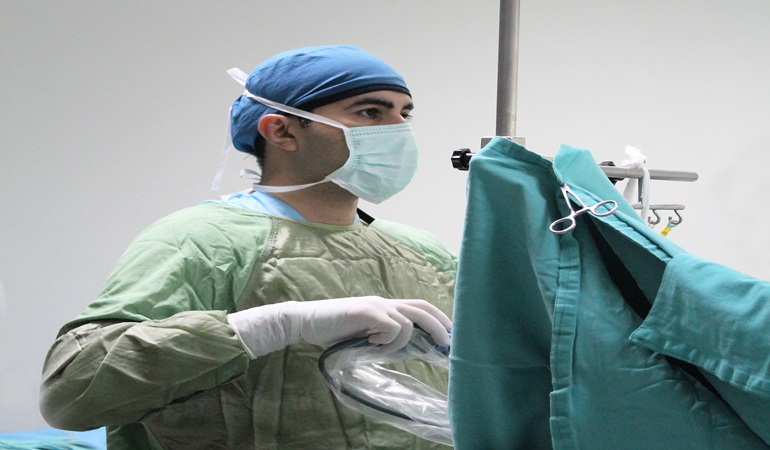 Kopan 3 parmağı, Atakent Cihan Hastanesi’nde dikildi