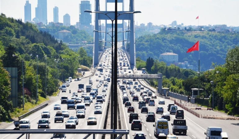 Köprü ve otoyollara Yap-İşlet-Devret zammı!