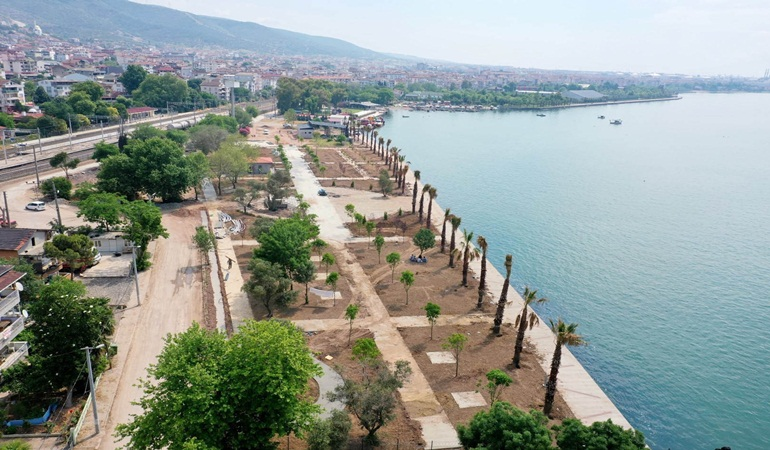 Körfez Atalar parkında hummalı çalışma