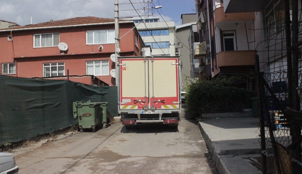 Körfez'de bir market yolu işgal etti!