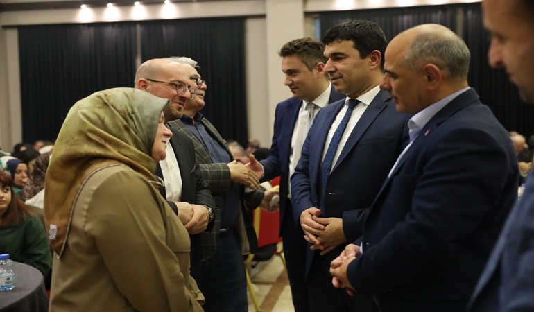 Körfez’de duygusal gece