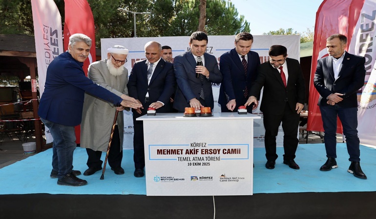 Körfez’de Mehmet Akif Ersoy Camii’nin yapımı için kollar sıvandı 