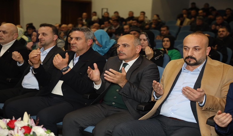 Körfez’de şehitlerimiz için Kur’an okundu 