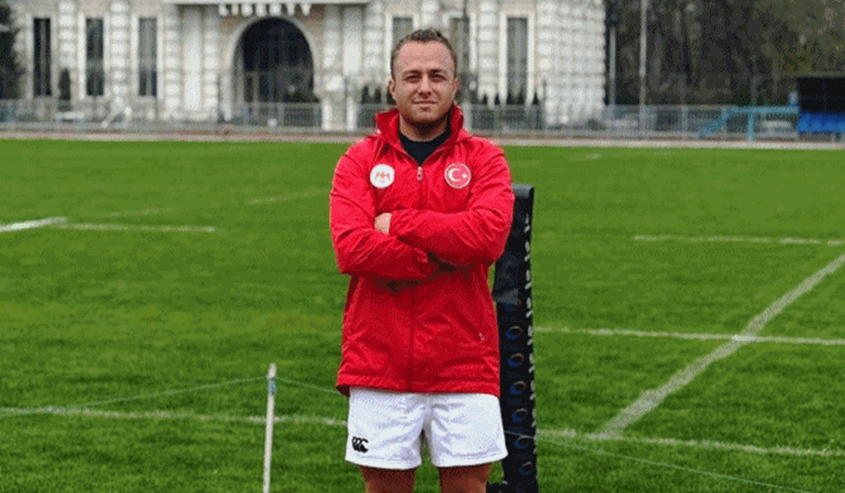 Körfez Gençlerbirliği Spor Kulübü’nün başarılı oyuncusu Berk’e milli davet