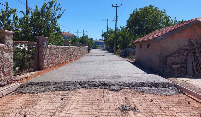 Körfez Kalburcu Köyüne beton yol  